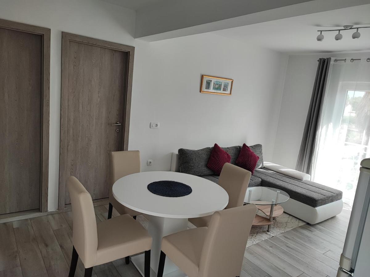 Appartement G&S à Tribalj Extérieur photo